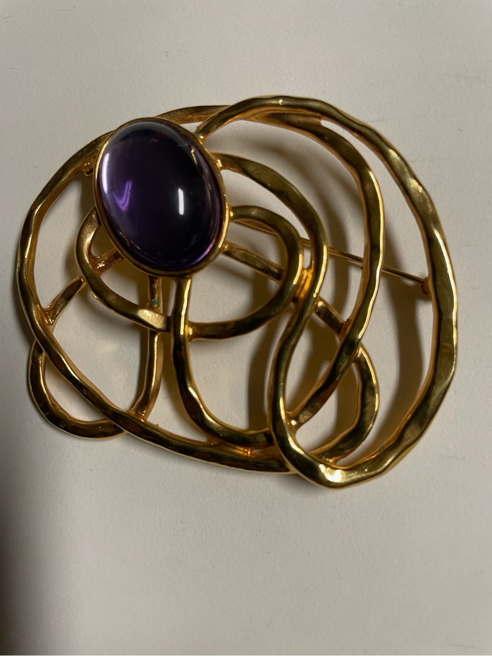 VINTAGE STATEMENT BROOCH